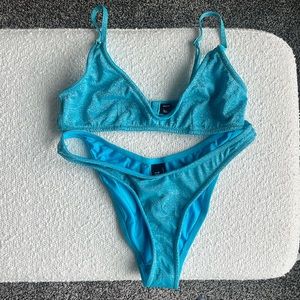 Triangl Bikini Maia Blue Sparkle Top and Bottom - Medium Top and Large B…